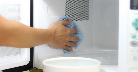 Mikrodalga temizliğini kolaylaştıracak 12 ipucu