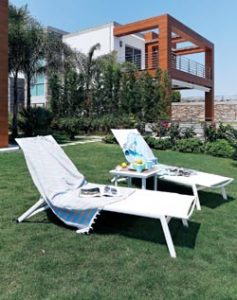Bir Bodrum evi