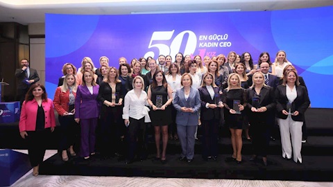 En Güçlü 50 Kadın Ceo Ödüllerini Aldı